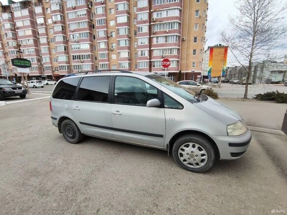 2002 Volkswagen Sharan I Рестайлинг, серый, 555000 рублей - вид 4