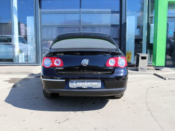 2010 Volkswagen Passat B6, чёрный - вид 5