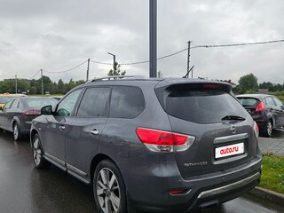 2015 Nissan Pathfinder IV, серый, 1900000 рублей, вид 5
