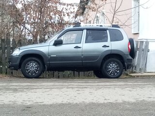 2012 Chevrolet Niva I Рестайлинг, серый, 530000 рублей, вид 4