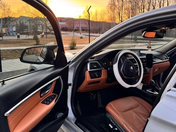 2018 BMW 3 серии 320i VI (F3x) Рестайлинг, серый, 2100000 рублей - вид 13