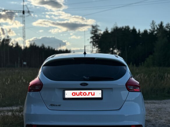 2015 Ford Focus III Рестайлинг, белый, 1100000 рублей - вид 8