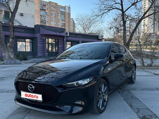 2019 Mazda 3 IV (BP), чёрный, 1790000 рублей, вид 2