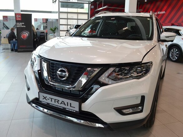 2021 Nissan X-Trail III Рестайлинг, белый - вид 1
