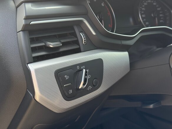 2017 Audi A4 V (B9), синий, 2000000 рублей - вид 23