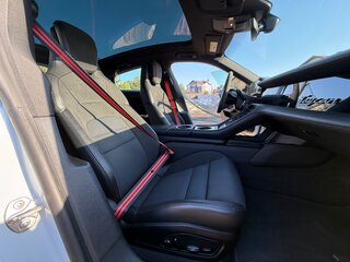 2020 Porsche Taycan 4S I, белый, 7190000 рублей, вид 5