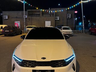 2020 Kia K5 III, белый, 2250000 рублей, вид 4