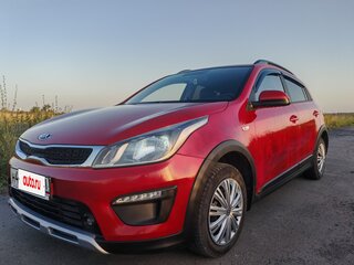 2020 Kia Rio X-Line IV, красный, 1570000 рублей, вид 1