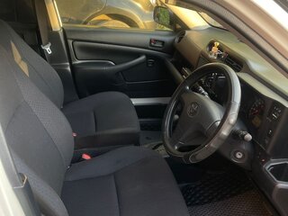 2019 Toyota Probox I Рестайлинг, белый, 1200000 рублей, вид 5