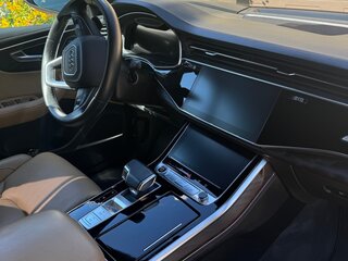 2021 Audi Q8 45 TDI I (4M), синий, 7990000 рублей, вид 4