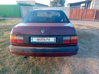1989 Volkswagen Passat B3, красный, 165000 рублей, вид 3