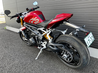 2024 Triumph Speed Triple, красный, 1700000 рублей, вид 3