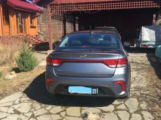 2019 Kia Rio IV, серый, 1350000 рублей, вид 5