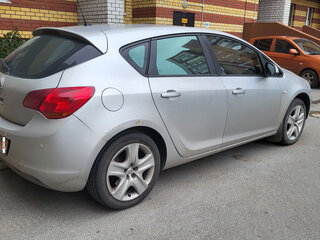 2010 Opel Astra J, серый, 420000 рублей, вид 5