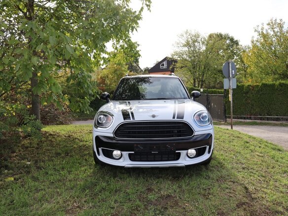 2019 Mini Countryman Cooper II, белый, 2500000 рублей - вид 2