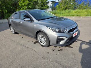 2019 Kia Cerato IV, серый, 2000000 рублей, вид 2