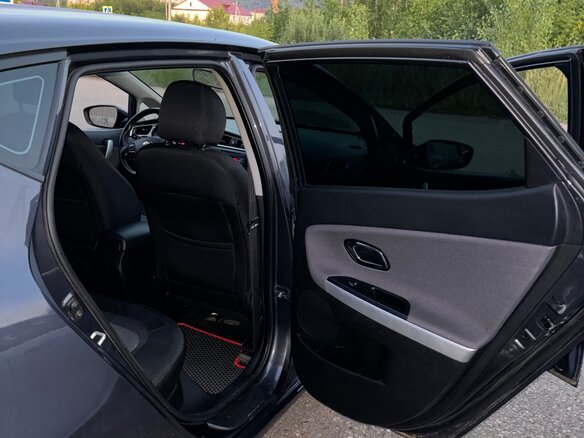 2017 Kia Ceed II Рестайлинг, серый, 1490000 рублей - вид 21