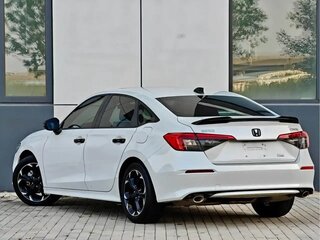 2023 Honda Civic XI, белый, 1690000 рублей, вид 4