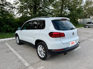 2015 Volkswagen Tiguan I Рестайлинг, белый, 1590000 рублей, вид 3