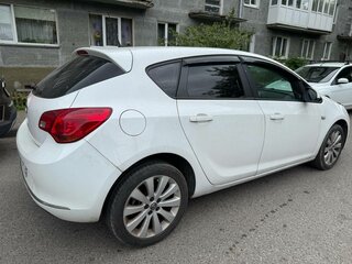2012 Opel Astra J Рестайлинг, белый, 650000 рублей, вид 4