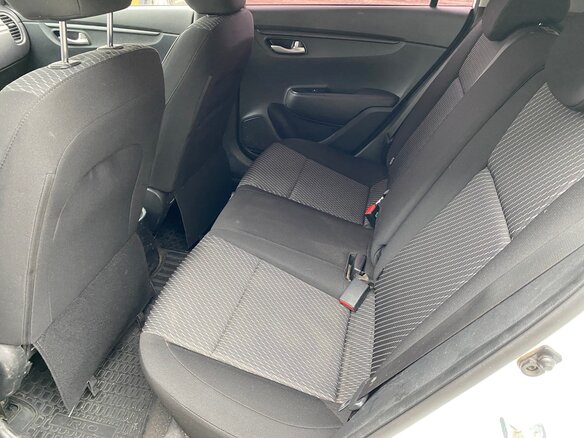 2018 Kia Rio X-Line IV, белый - вид 15