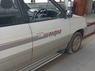 1996 Mazda MPV I (LV), белый, 425000 рублей, вид 5