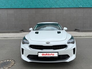 2018 Kia Stinger I, белый, 2600000 рублей, вид 3