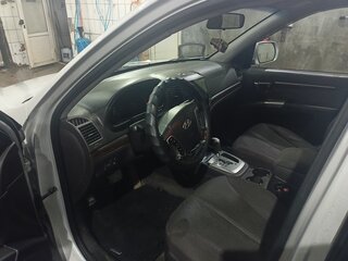 2010 Hyundai Santa Fe II Рестайлинг, серебристый, 1110000 рублей, вид 5