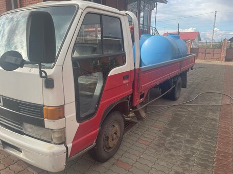 1992 Isuzu Elf (N-series), белый, 999999 рублей, вид 1