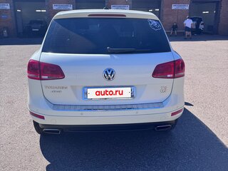 2011 Volkswagen Touareg II, белый, 1459000 рублей, вид 4