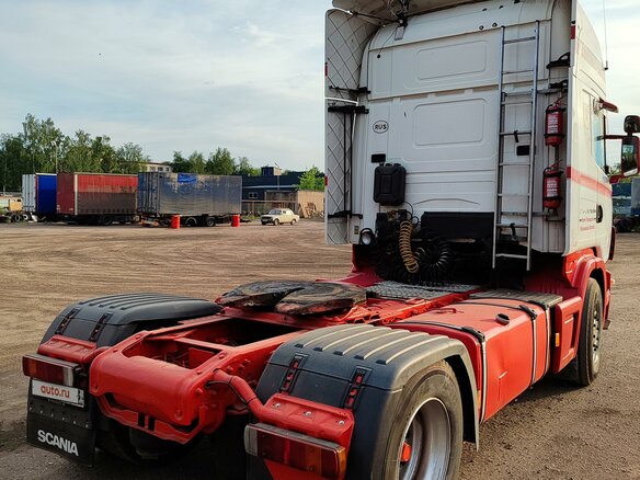2000 Scania 4-Series, белый, 1500000 рублей - вид 3
