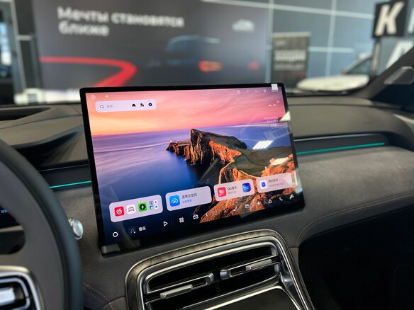 2026 Geely Galaxy M7, серебристый - вид 24