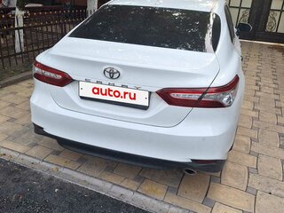2019 Toyota Camry VIII (XV70), белый, 2500000 рублей, вид 4