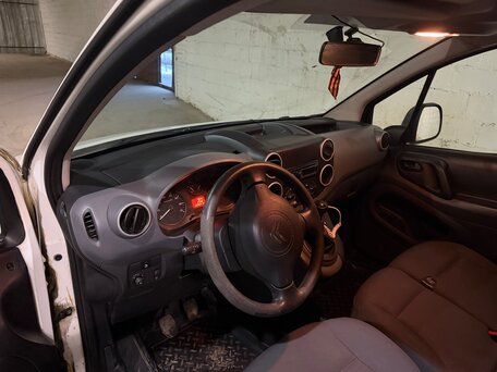 2013 Citroen Berlingo, белый, 570000 рублей, вид 3