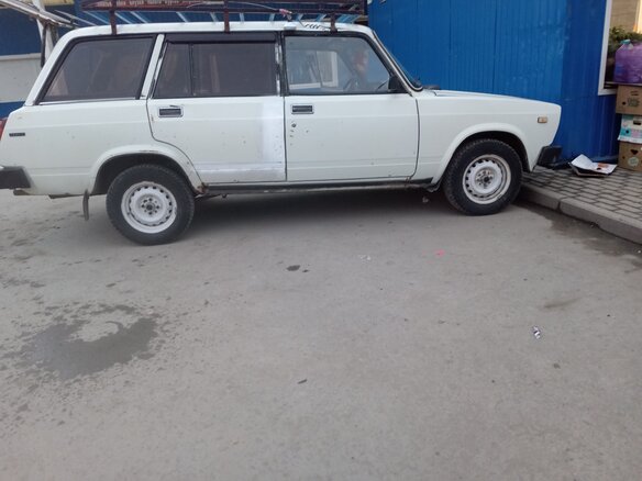 1997 Lada (ВАЗ) 2104 5-speed, белый, 165000 рублей - вид 1