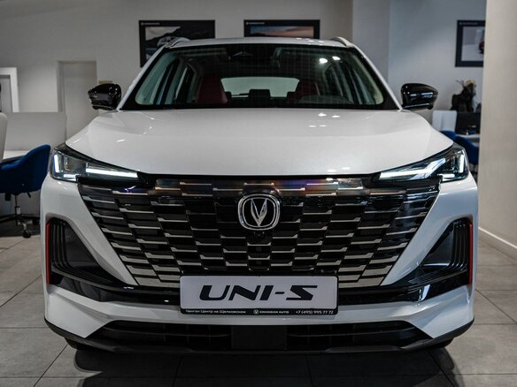 2025 Changan UNI-S I, белый, 3179900 рублей - вид 5