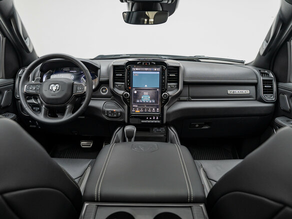2024 Ram 1500 Crew Cab eTorque V, серый, 10990000 рублей - вид 26