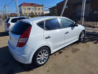 2009 Hyundai i30 I, белый, 550000 рублей, вид 3