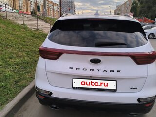 2021 Kia Sportage IV Рестайлинг, белый, 2700000 рублей, вид 4