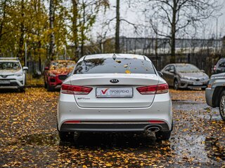 2017 Kia Optima IV, белый, 1399000 рублей, вид 4