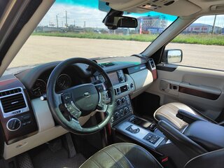 2010 Land Rover Range Rover III Рестайлинг 2, коричневый, 1990000 рублей, вид 3