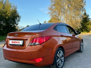 2015 Hyundai Solaris I Рестайлинг, оранжевый, 750000 рублей, вид 4