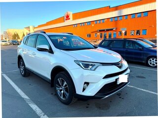 2016 Toyota RAV4 IV (XA40) Рестайлинг, белый, 1950000 рублей, вид 4