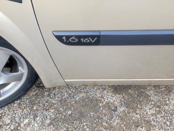 2006 Renault Megane II, бежевый, 400000 рублей - вид 9