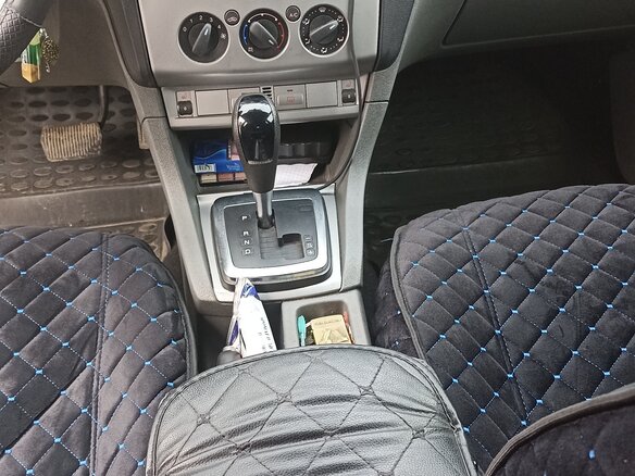 2011 Ford Focus II Рестайлинг, серый, 650000 рублей - вид 7