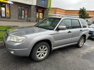 2007 Subaru Forester II Рестайлинг, серебристый, 840000 рублей, вид 1
