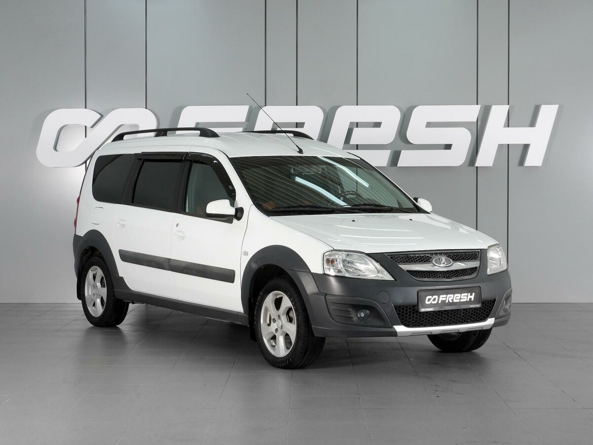 Открыть фотографии: Lada (ВАЗ) Largus I