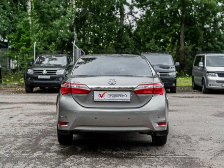 2014 Toyota Corolla XI (E160, E170, E180), бежевый, 1140000 рублей, вид 4