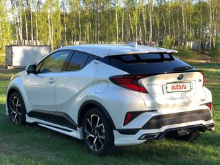 2020 Toyota C-HR I Рестайлинг, белый, 2150000 рублей, вид 3