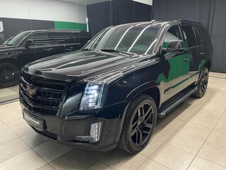 2017 Cadillac Escalade IV, чёрный, 4800000 рублей, вид 3